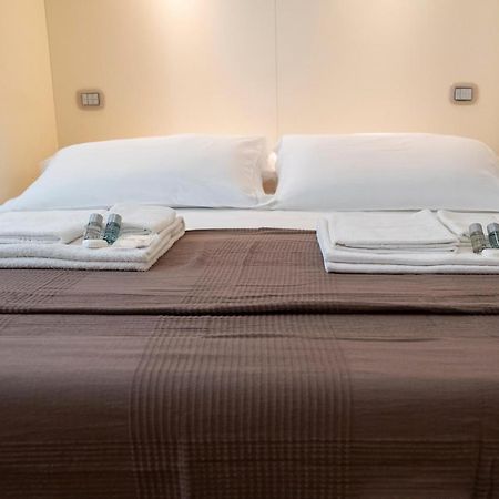 Noliday Suite Riviera Luxury Sea Flat Exterior photo